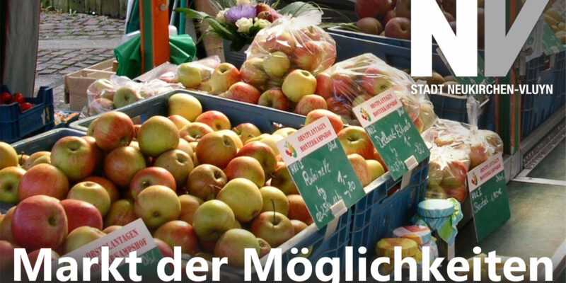 Blick auf Äpfel an einem Marktstand